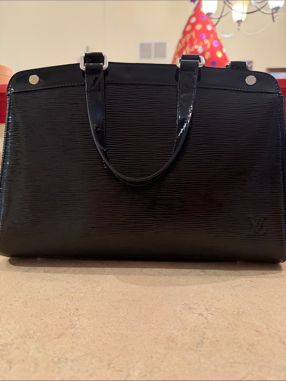 Louis Vuitton electric epi Brea: damaged